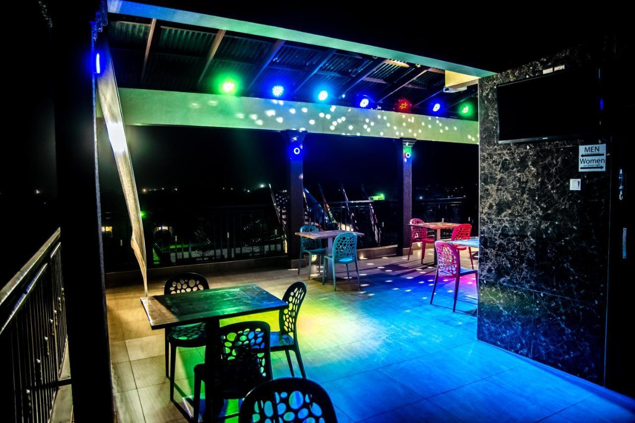Homey Lodge Кумаси Екстериор снимка
