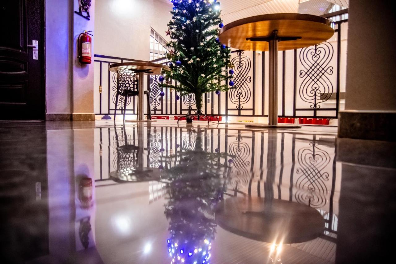Homey Lodge Кумаси Екстериор снимка