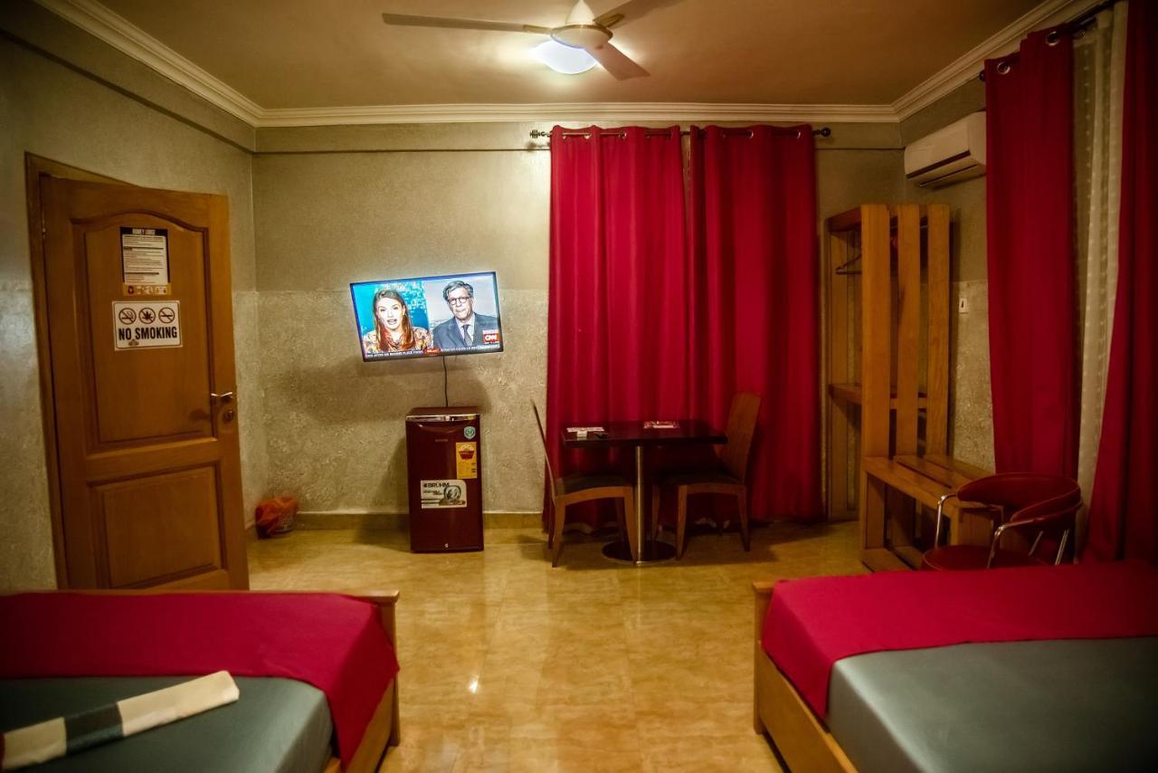 Homey Lodge Кумаси Екстериор снимка