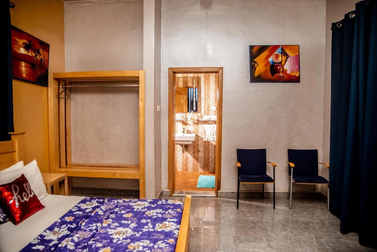 Homey Lodge Кумаси Екстериор снимка