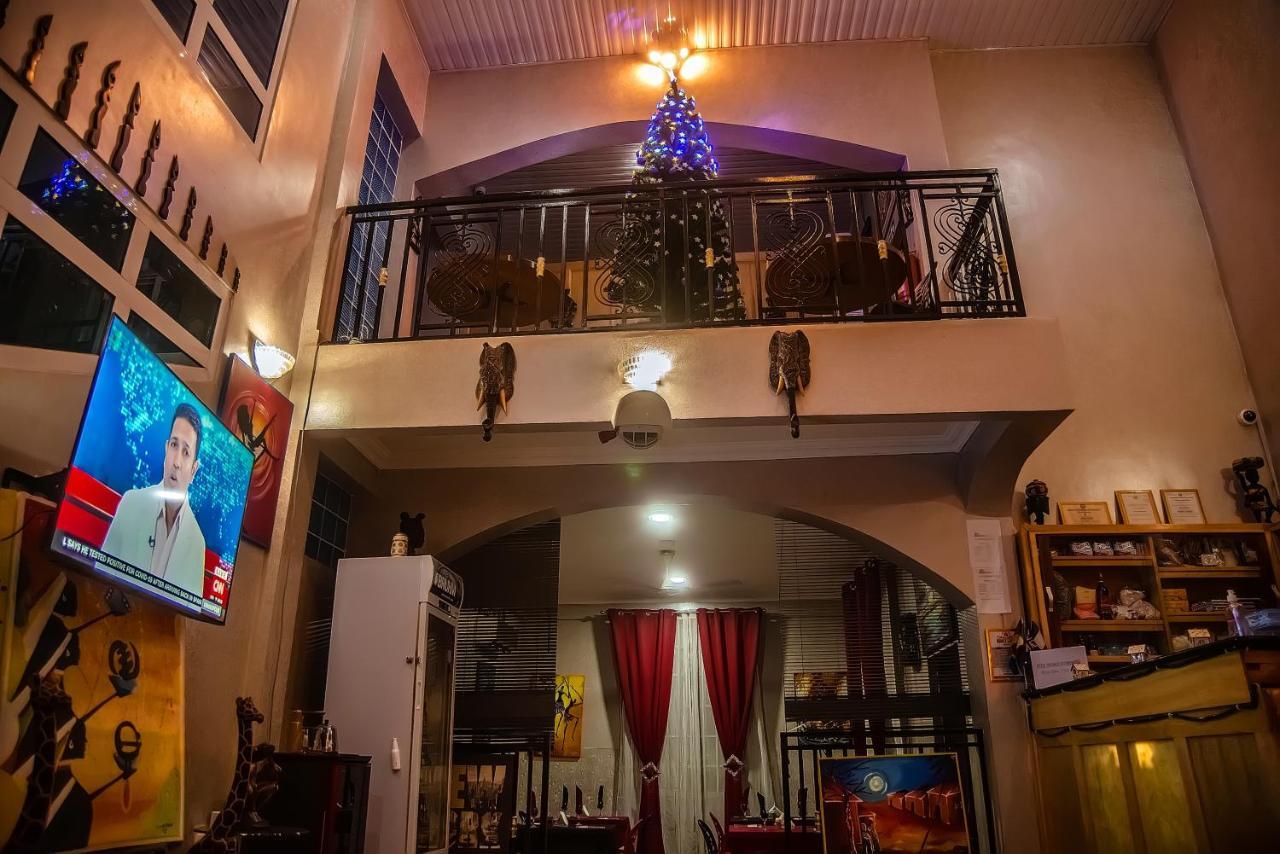 Homey Lodge Кумаси Екстериор снимка