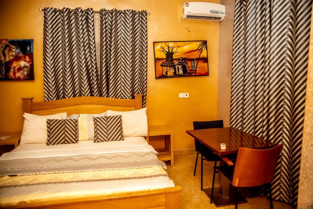 Homey Lodge Кумаси Екстериор снимка