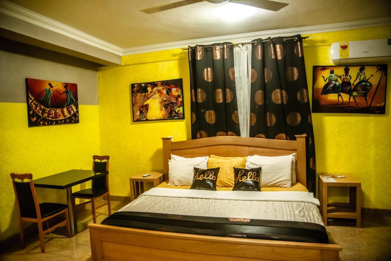 Homey Lodge Кумаси Екстериор снимка