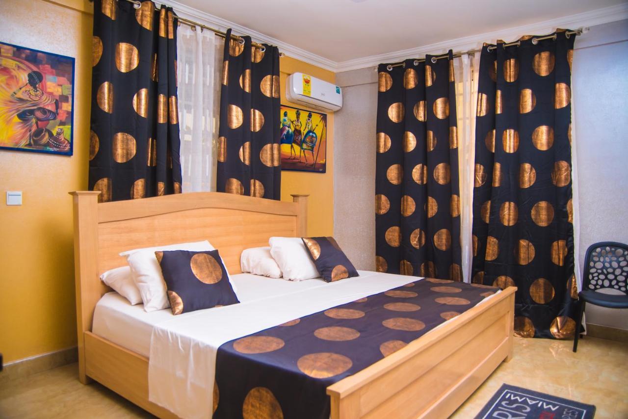 Homey Lodge Кумаси Екстериор снимка