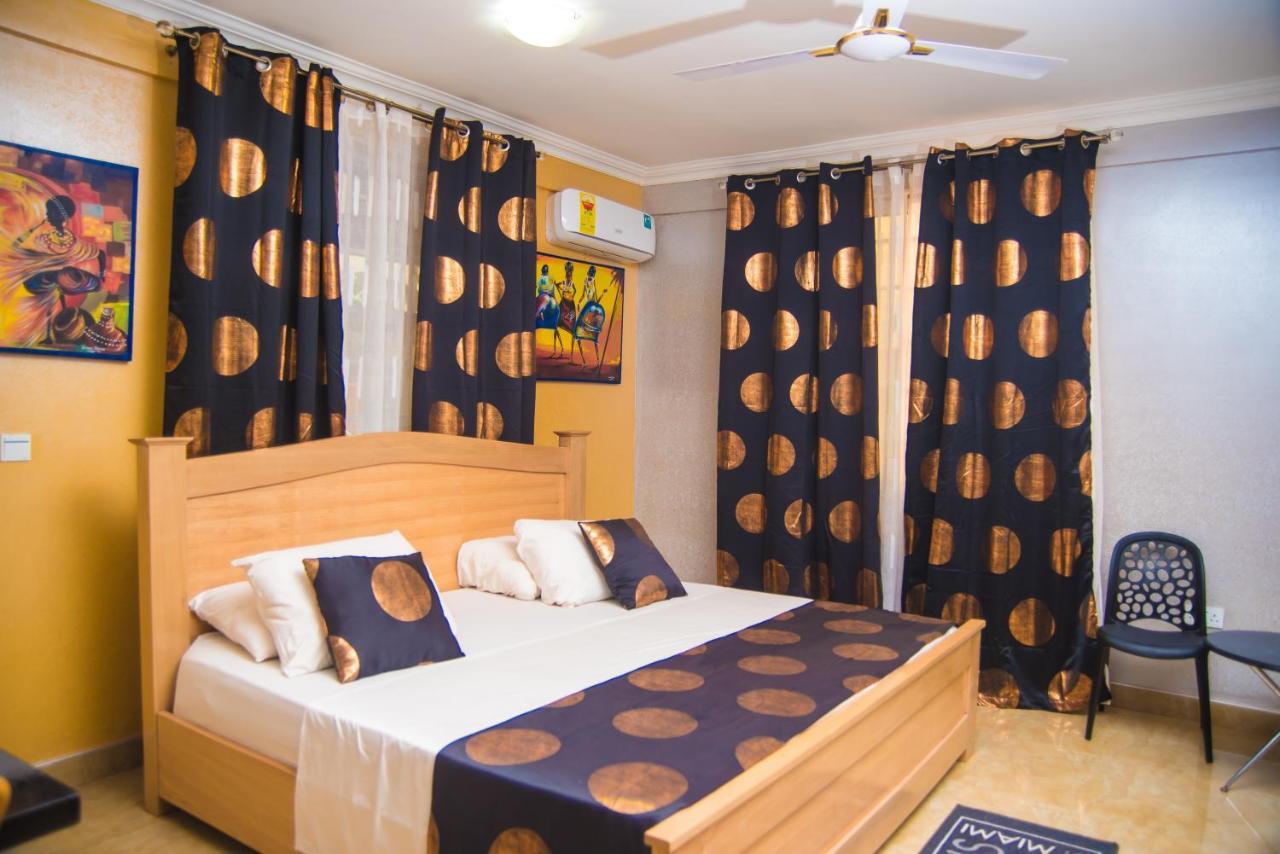 Homey Lodge Кумаси Екстериор снимка